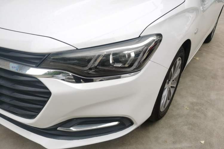 Used Chevrolet Monza 2021 320 Automatic Enjoyment Sunroof Edition Left Front Headlight