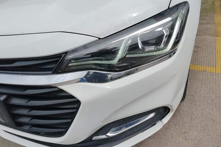 Used Chevrolet Monza 2021 320 Automatic Enjoyment Sunroof Edition Left Front Headlight