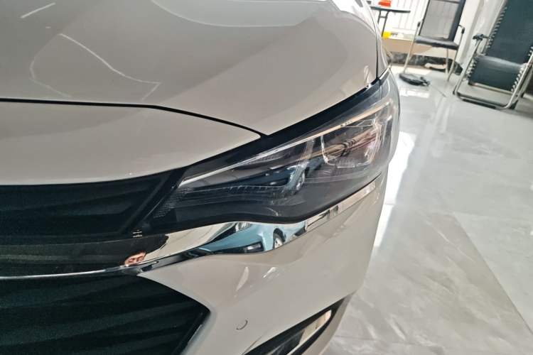 Used Chevrolet Monza 2021 320 Automatic Enjoyment Sunroof Edition Left Front Headlight