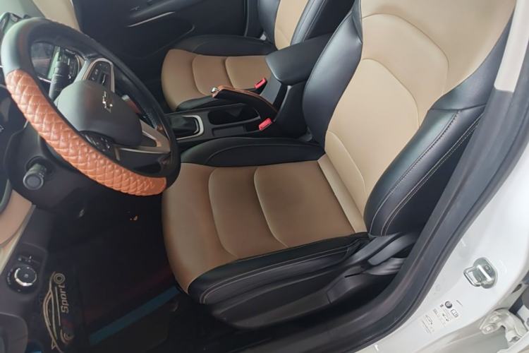 Used Chevrolet Monza 2021 320 Automatic Enjoyment Sunroof Edition Left Front Seat