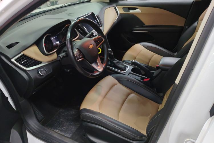 Used Chevrolet Monza 2021 320 Automatic Enjoyment Sunroof Edition Left Front Seat