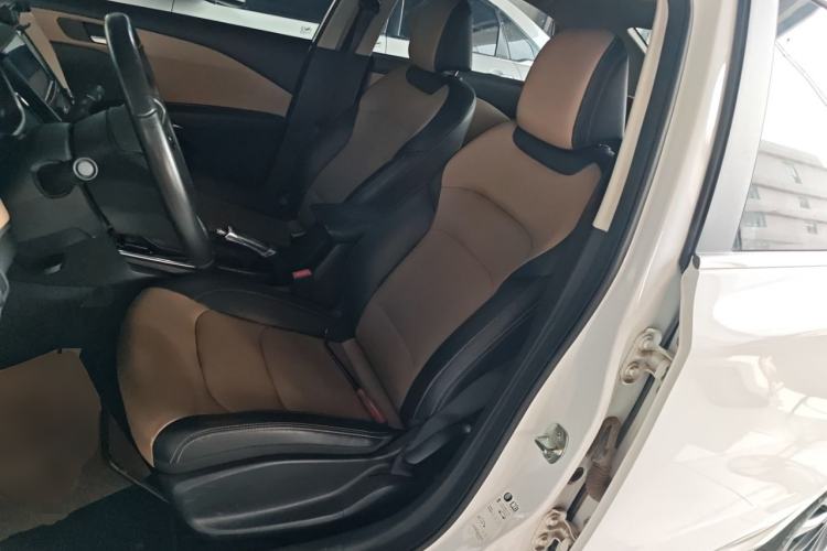 Used Chevrolet Monza 2021 320 Automatic Enjoyment Sunroof Edition Left Front Seat