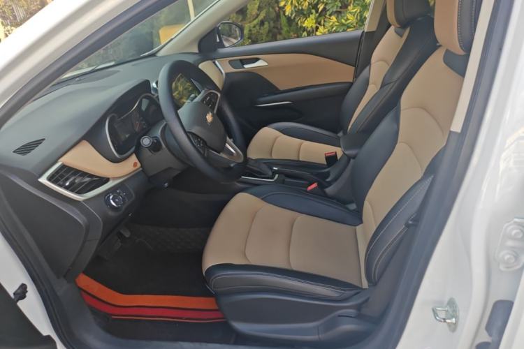 Used Chevrolet Monza 2021 320 Automatic Enjoyment Sunroof Edition Left Front Seat