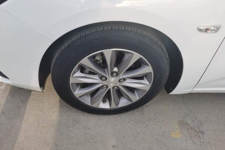 Used Chevrolet Monza 2021 320 Automatic Enjoyment Sunroof Edition Left Front Wheel Hub