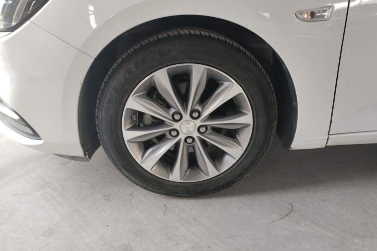 Used Chevrolet Monza 2021 320 Automatic Enjoyment Sunroof Edition Left Front Wheel Hub