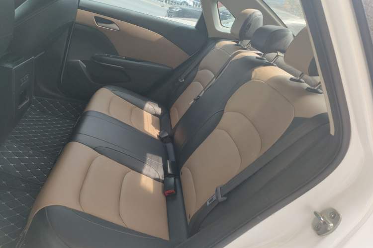 Used Chevrolet Monza 2021 320 Automatic Enjoyment Sunroof Edition Left Rear Seat