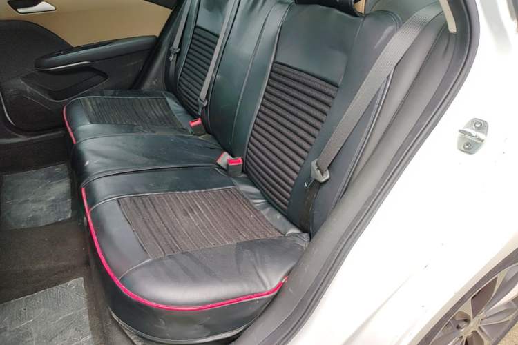 Used Chevrolet Monza 2021 320 Automatic Enjoyment Sunroof Edition Left Rear Seat