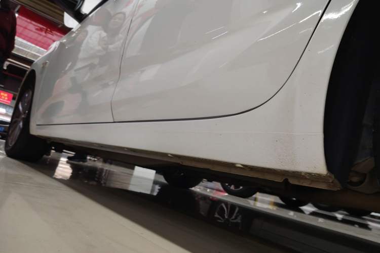Used Chevrolet Monza 2021 320 Automatic Enjoyment Sunroof Edition Left Side Sill