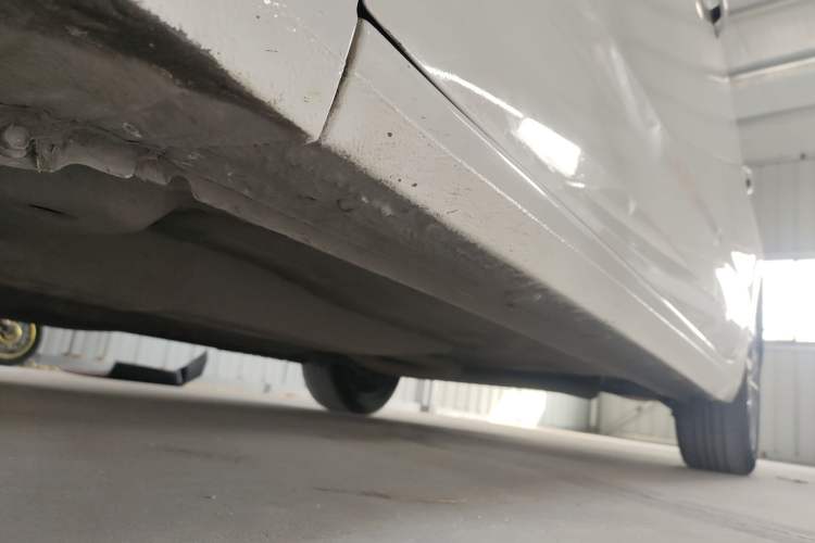 Used Chevrolet Monza 2021 320 Automatic Enjoyment Sunroof Edition Left Side Sill