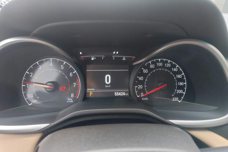 Used Chevrolet Monza 2021 320 Automatic Enjoyment Sunroof Edition Odometer Close Up