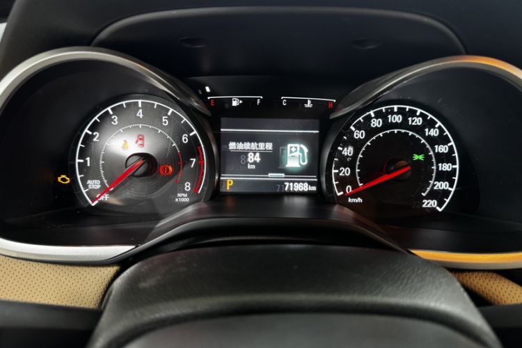 Used Chevrolet Monza 2021 320 Automatic Enjoyment Sunroof Edition Odometer Close Up