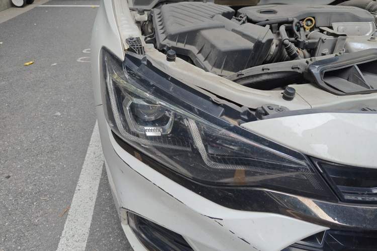 Used Chevrolet Monza 2021 320 Automatic Enjoyment Sunroof Edition Right Front Headlight