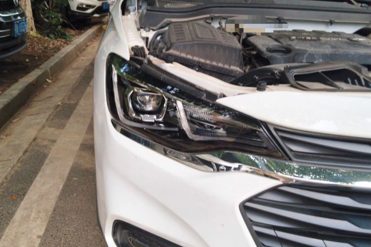 Used Chevrolet Monza 2021 320 Automatic Enjoyment Sunroof Edition Right Front Headlight
