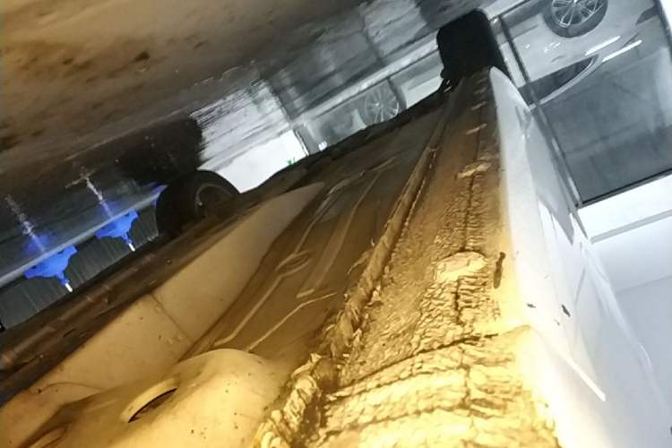 Used Chevrolet Monza 2021 320 Automatic Enjoyment Sunroof Edition Right Side Sill