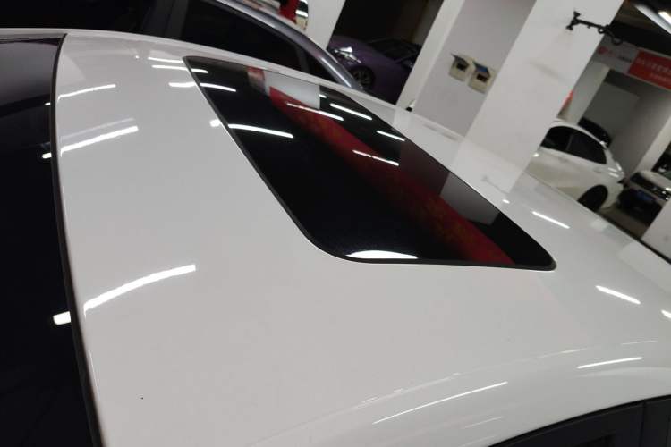 Used Chevrolet Monza 2021 320 Automatic Enjoyment Sunroof Edition Roof