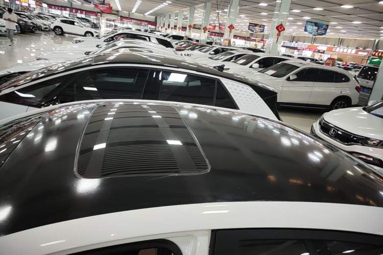 Used Chevrolet Monza 2021 320 Automatic Enjoyment Sunroof Edition Roof