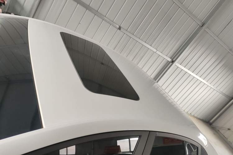 Used Chevrolet Monza 2021 320 Automatic Enjoyment Sunroof Edition Roof