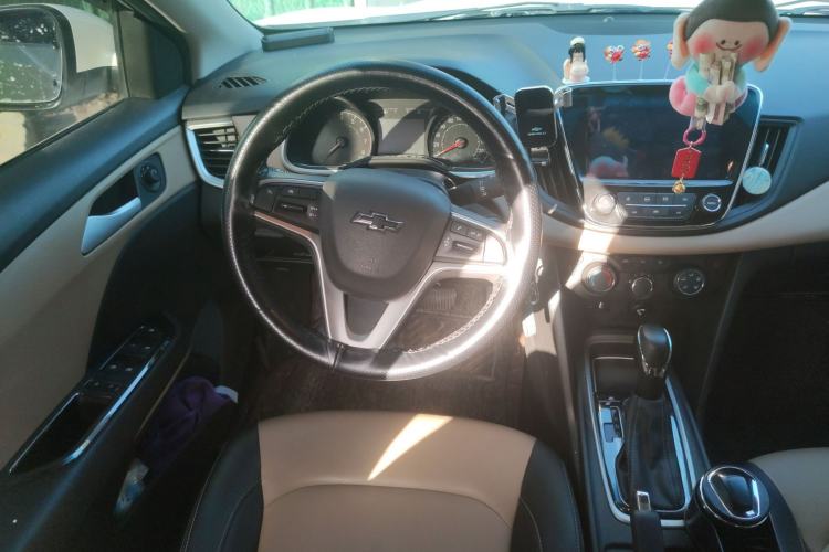 Used Chevrolet Monza 2021 320 Automatic Enjoyment Sunroof Edition Steering Wheel