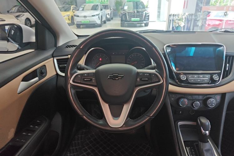 Used Chevrolet Monza 2021 320 Automatic Enjoyment Sunroof Edition Steering Wheel