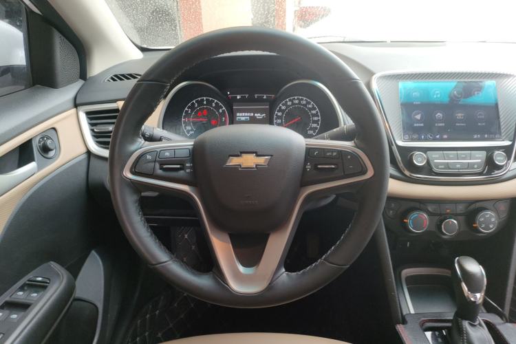 Used Chevrolet Monza 2021 320 Automatic Enjoyment Sunroof Edition Steering Wheel