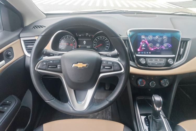 Used Chevrolet Monza 2021 320 Automatic Enjoyment Sunroof Edition Steering Wheel