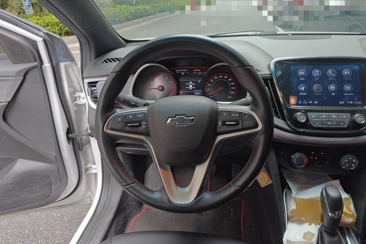 Used Chevrolet Monza 2021 320 Automatic Enjoyment Sunroof Edition Steering Wheel