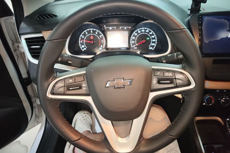 Used Chevrolet Monza 2021 320 Automatic Enjoyment Sunroof Edition Steering Wheel