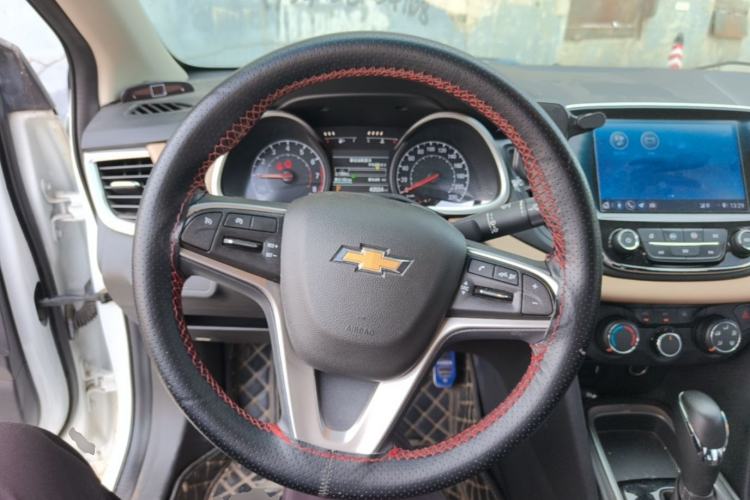 Used Chevrolet Monza 2021 320 Automatic Enjoyment Sunroof Edition Steering Wheel
