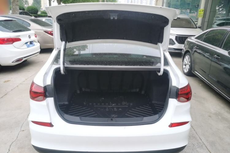 Used Chevrolet Monza 2021 320 Automatic Enjoyment Sunroof Edition Trunk
