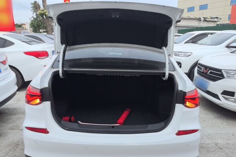 Used Chevrolet Monza 2021 320 Automatic Enjoyment Sunroof Edition Trunk