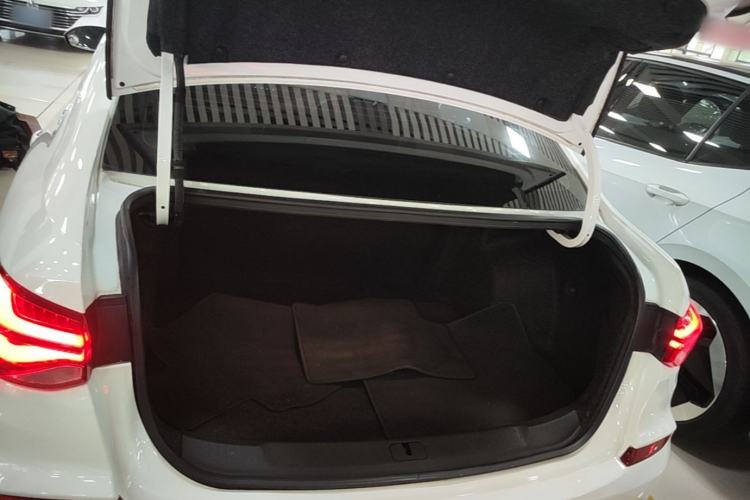 Used Chevrolet Monza 2021 320 Automatic Enjoyment Sunroof Edition Trunk