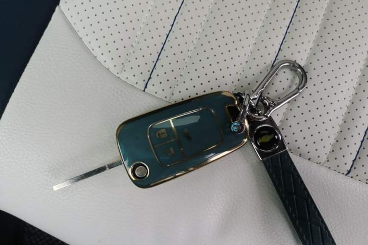 Used Chevrolet Monza 2021 320 Automatic Enjoyment Sunroof Edition Vehicle Key
