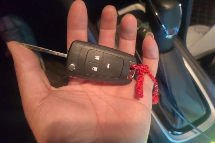 Used Chevrolet Monza 2021 320 Automatic Enjoyment Sunroof Edition Vehicle Key