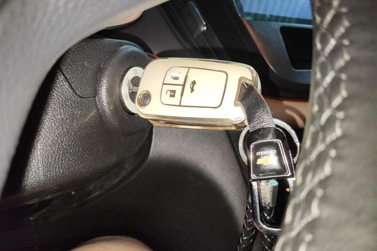 Used Chevrolet Monza 2021 320 Automatic Enjoyment Sunroof Edition Vehicle Key