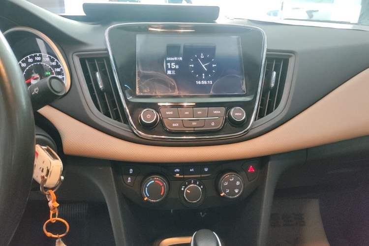 Used Chevrolet Monza 2022 320 Automatic Enjoyment Sunroof Version Audio And AC Panel