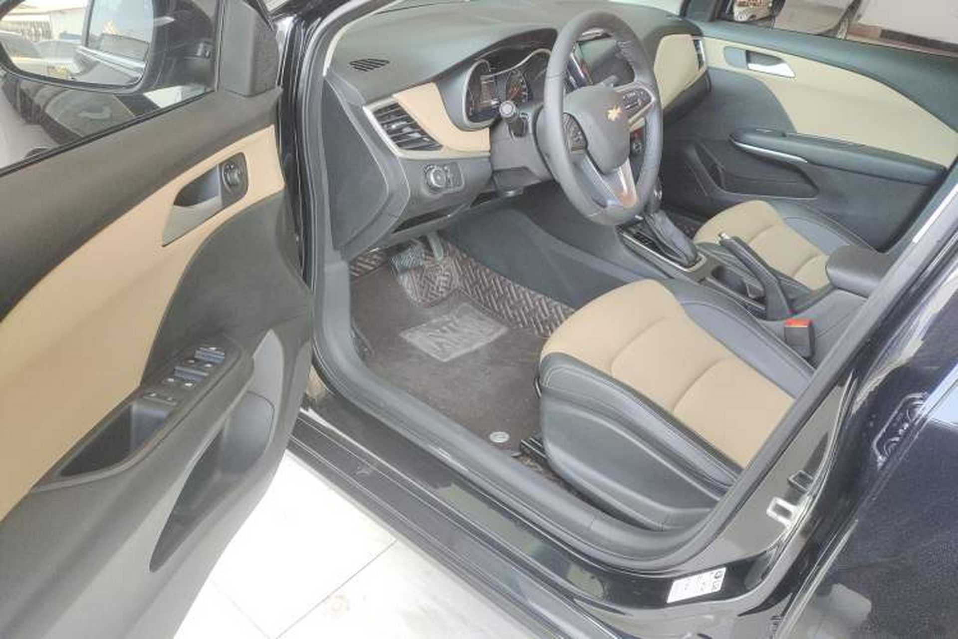Used Chevrolet Monza 2022 320 Automatic Enjoyment Sunroof Version Driver Seat