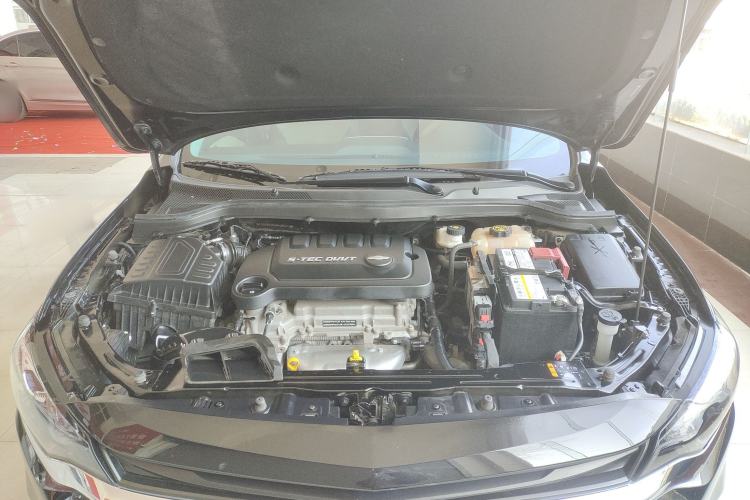 Used Chevrolet Monza 2022 320 Automatic Enjoyment Sunroof Version Engine Bay