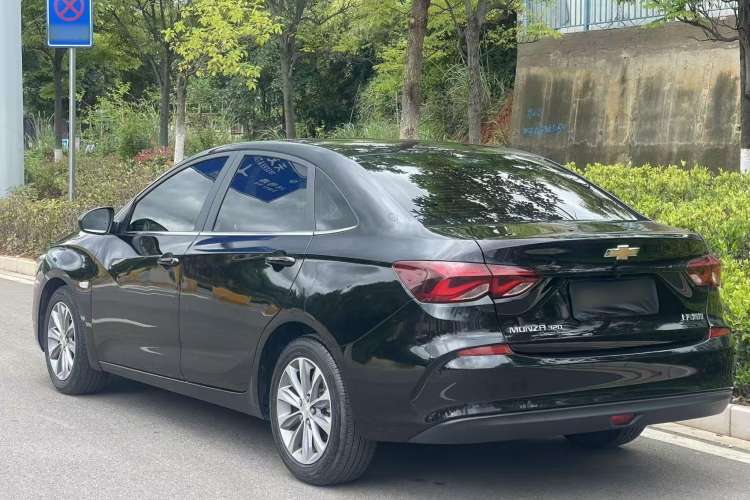 Used Chevrolet Monza 2022 320 Automatic Enjoyment Sunroof Version Exterior 4