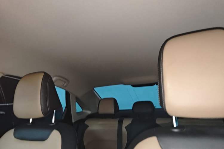 Used Chevrolet Monza 2022 320 Automatic Enjoyment Edition Headliner