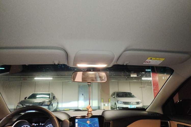 Used Chevrolet Monza 2022 320 Automatic Enjoyment Edition Headliner