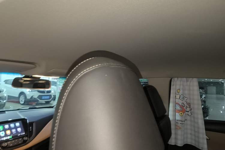 Used Chevrolet Monza 2022 320 Automatic Enjoyment Edition Headliner