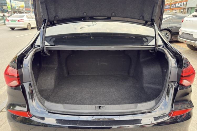 Used Chevrolet Monza 2022 320 Automatic Enjoyment Sunroof Version Interior 3