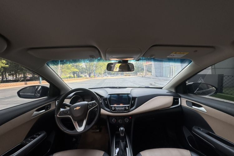 Used Chevrolet Monza 2022 320 Automatic Enjoyment Edition Interior 4