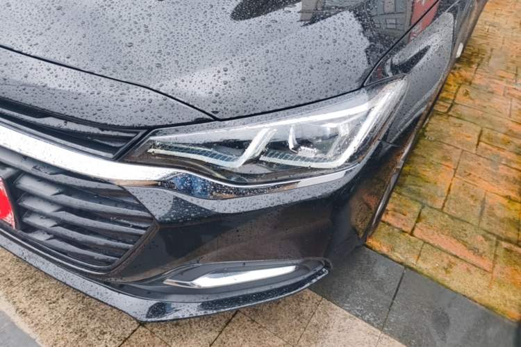 Used Chevrolet Monza 2022 320 Automatic Enjoyment Sunroof Version Left Front Headlight