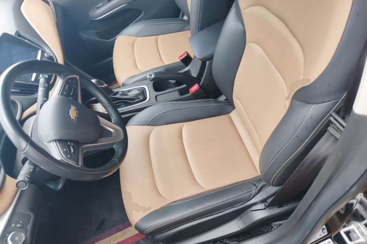Used Chevrolet Monza 2022 320 Automatic Enjoyment Sunroof Version Left Front Seat