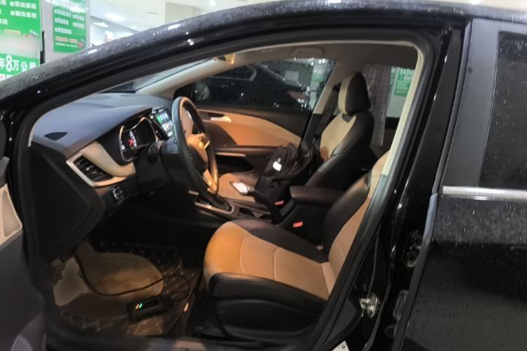 Used Chevrolet Monza 2022 320 Automatic Enjoyment Edition Left Front Seat