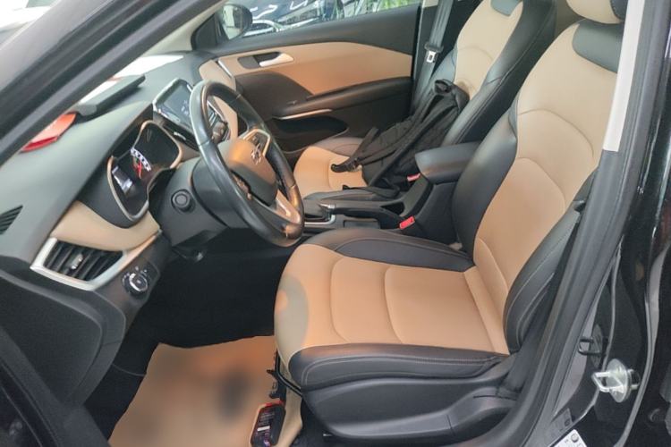 Used Chevrolet Monza 2022 320 Automatic Enjoyment Sunroof Version Left Front Seat