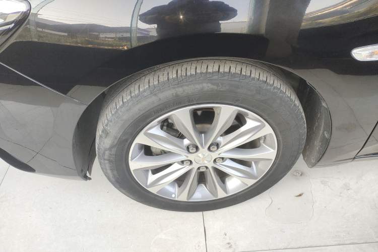 Used Chevrolet Monza 2022 320 Automatic Enjoyment Sunroof Version Left Front Wheel Hub