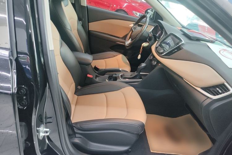 Used Chevrolet Monza 2022 320 Automatic Enjoyment Sunroof Version Right Front Seat