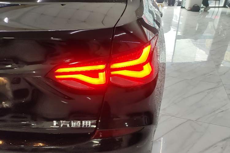 Used Chevrolet Monza 2022 320 Automatic Enjoyment Sunroof Version Right Rear Taillight